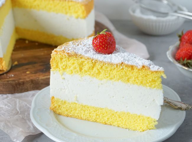 Käsesahnetorte dekorieren Käsesahnetorte dekorieren