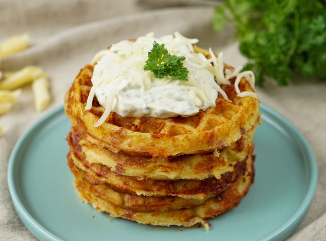 Käsewaffeln mit Nudeln Käsewaffeln mit Nudeln
