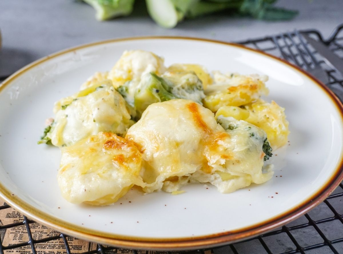 Kartoffel Brokkoli Auflauf mit K&auml;se &uuml;berbacken