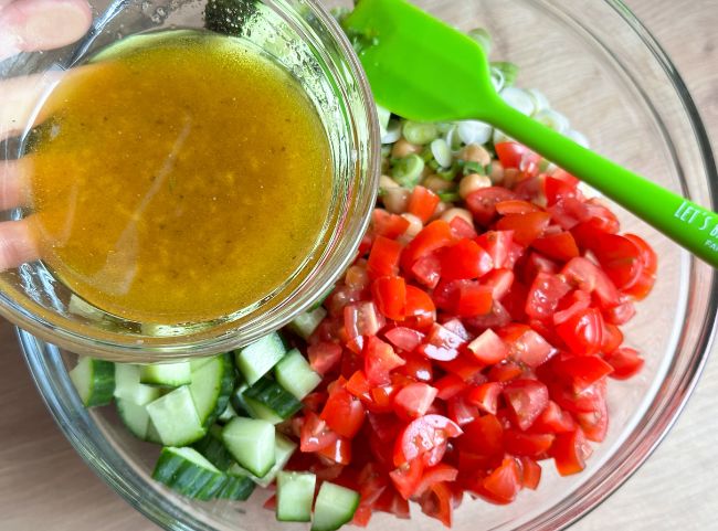 Kichererbsen Salat Dressing
