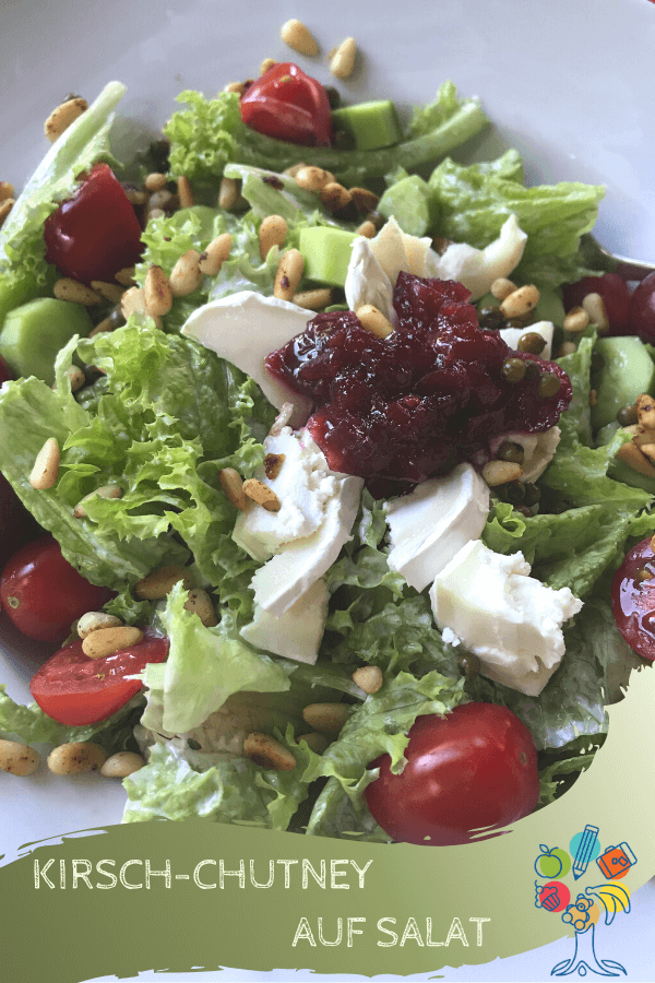 Kirsch Chutney mit Ziegenkäse auf Salat Kirsch Chutney mit Ziegenkäse auf Salat