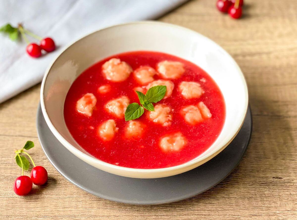 Kirschsuppe