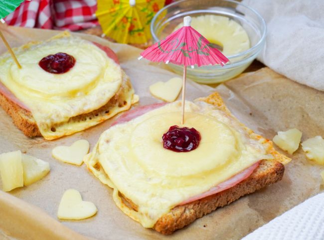 Klassiker Toast Hawaii Klassiker Toast Hawaii