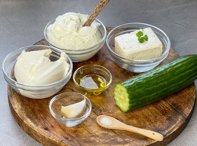 Knoblauch Dip selber machen Knoblauch Dip selber machen