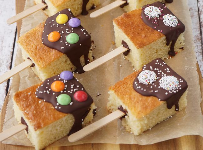 Kuchen am Stiel - 5 einfache Rezepte &amp; Ideen