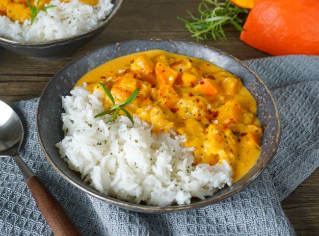 Kürbis-Curry mit Kokosmilch Kürbis-Curry mit Kokosmilch