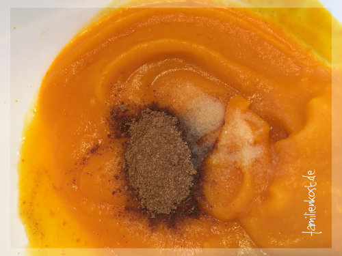 Kürbisbrei für Halloween Muffins Kürbisbrei für Halloween Muffins