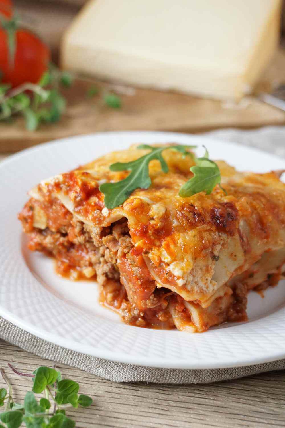 Klassische Lasagne mit Hackfleisch und Creme Fraiche