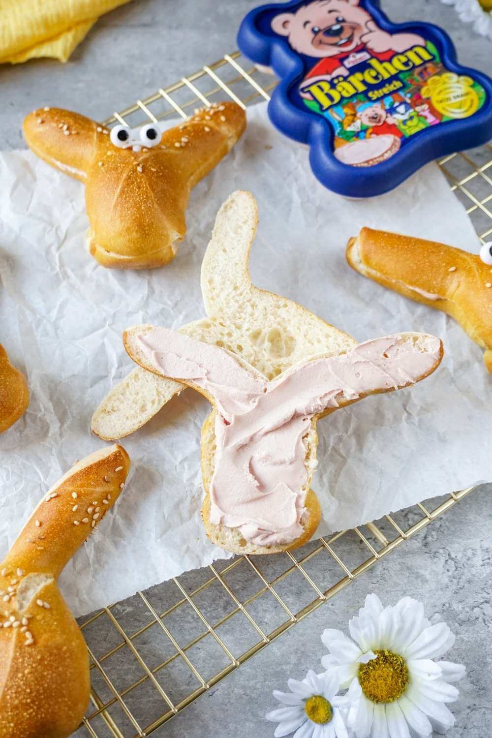 Laugenhasen zu Ostern ganz schnell & einfach Laugenhasen zu Ostern ganz schnell & einfach