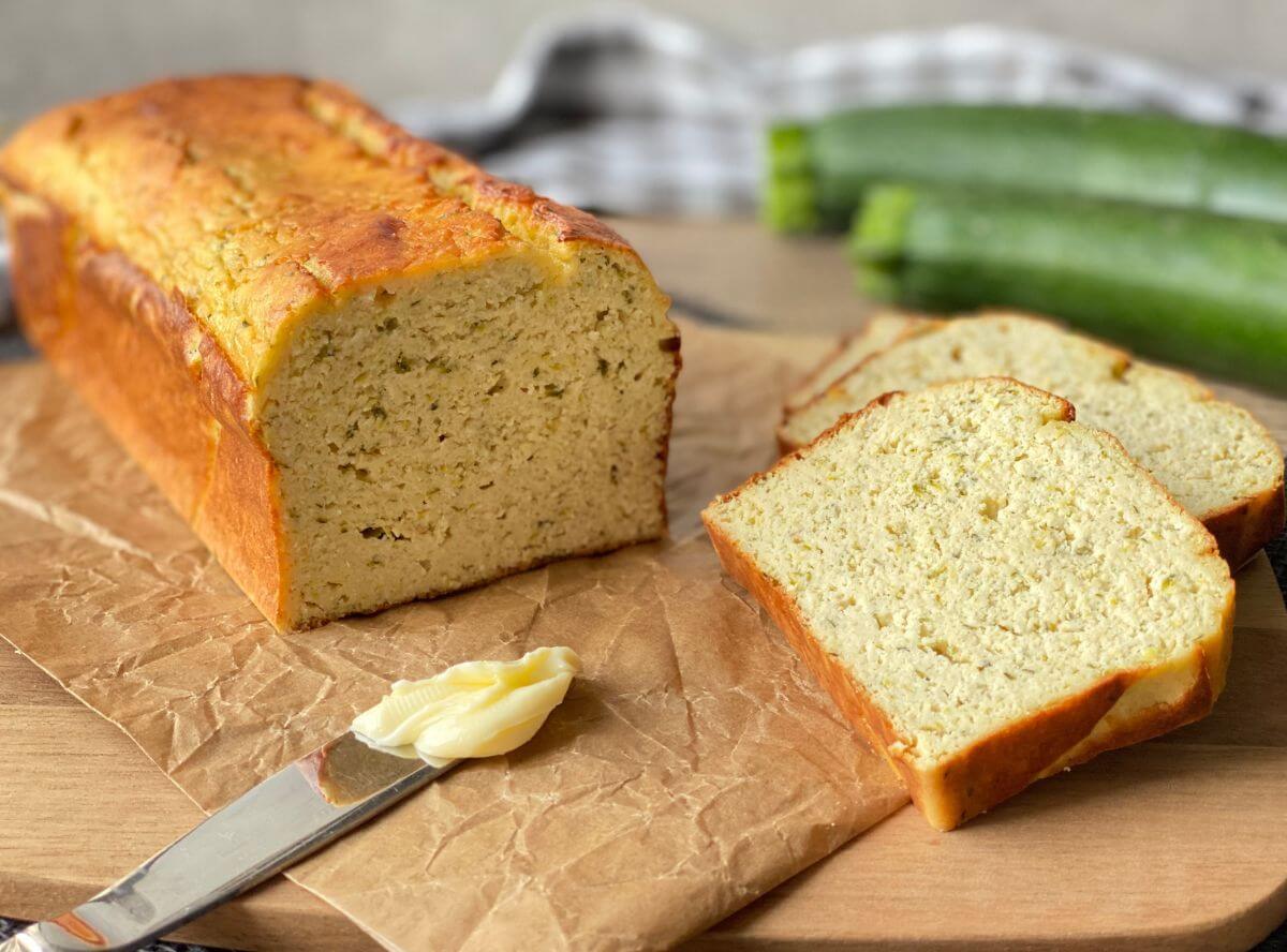 Low Carb Zucchini Brot