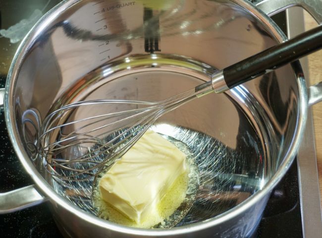Mehlschwitze Butter schmelzen