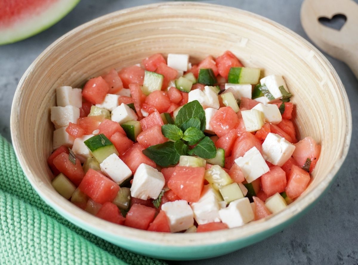Melonen-Feta-Salat - erfrischend leicht & lecker