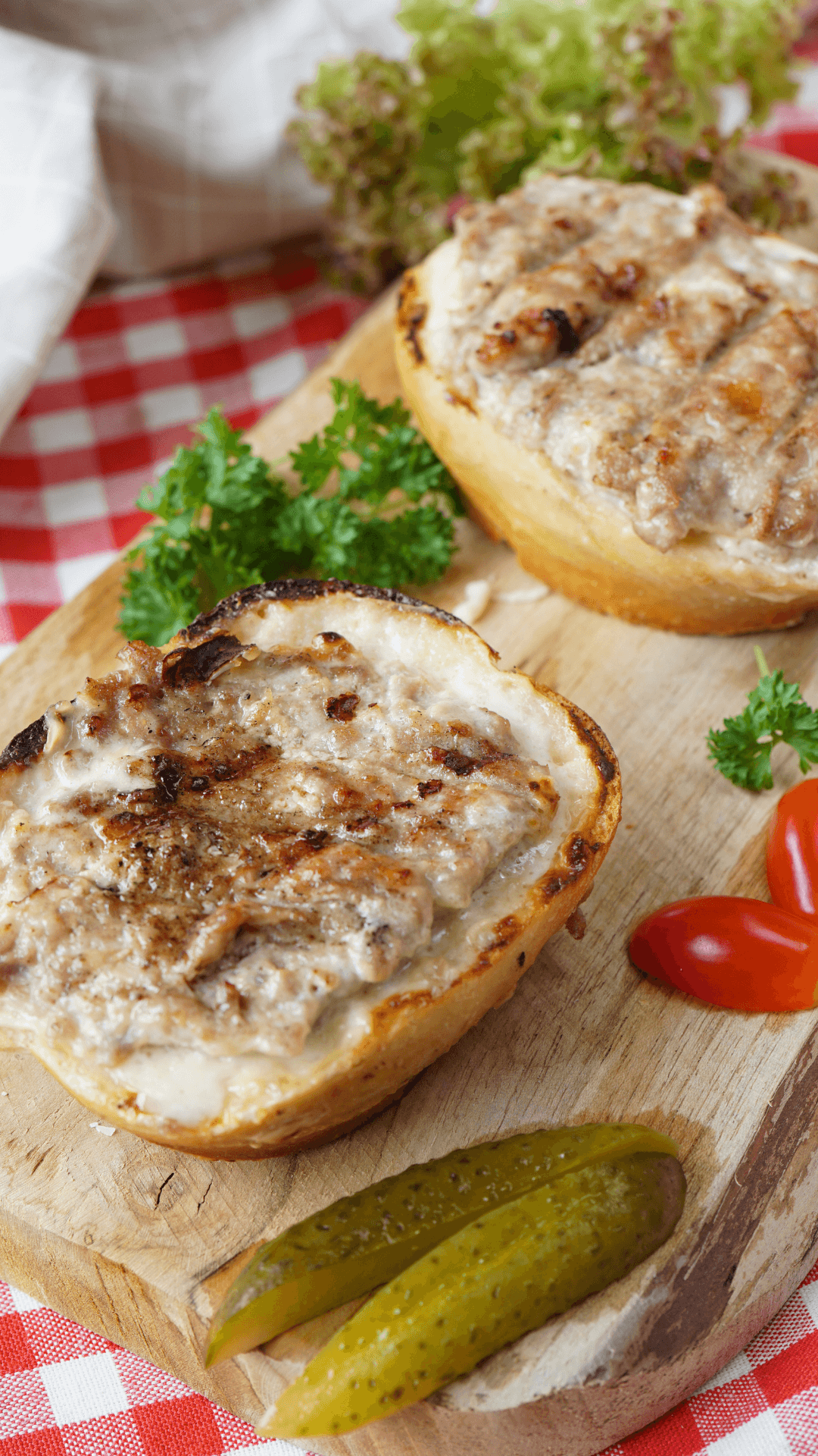 Mettbrötchen vom Grill Mettbrötchen vom Grill
