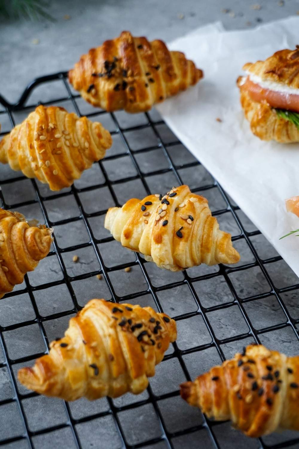 Mini-Croissants aus der Heißluftfritteuse Mini-Croissants aus der Heißluftfritteuse