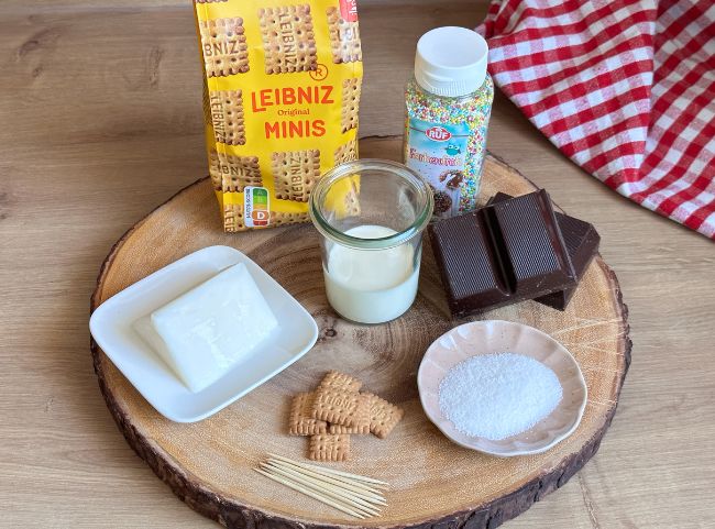 Mini kalter Hund am Stiel Rezept Mini kalter Hund am Stiel Rezept