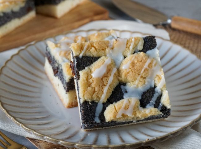 Mohnkuchen mit Streusel