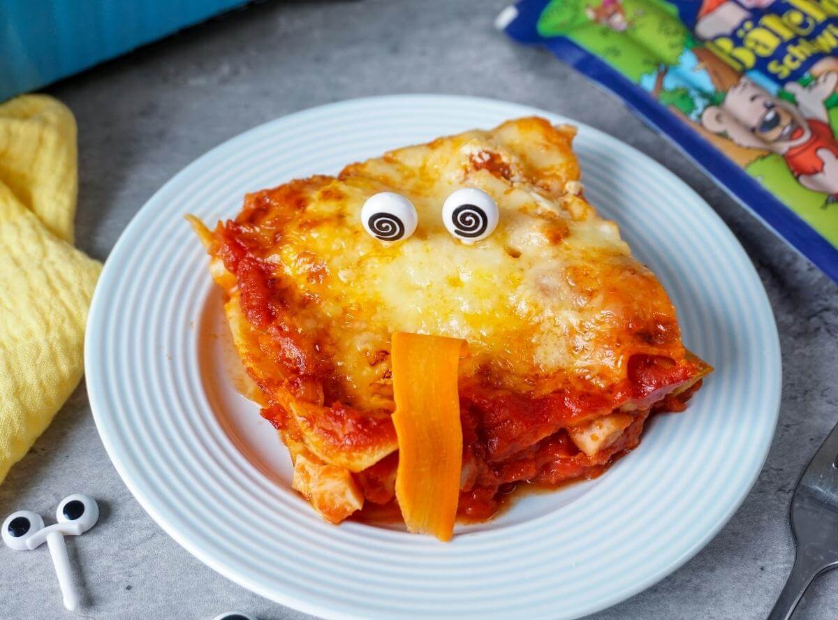 Monster Lasagne mit W&uuml;rstchen