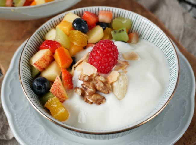 Obstsalat mit Joghurt