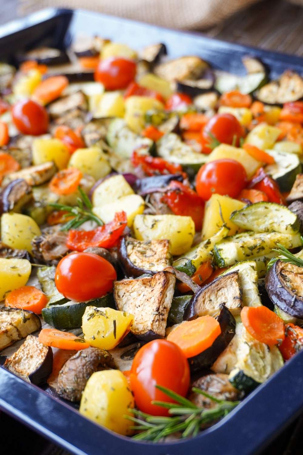 Ofengemüse mit Kartoffeln Ofengemüse mit Kartoffeln