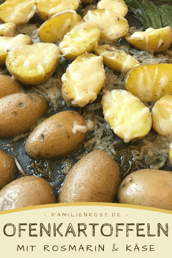 Rosmarinkartoffeln auf dem Backblech im Ofen Rosmarinkartoffeln auf dem Backblech im Ofen