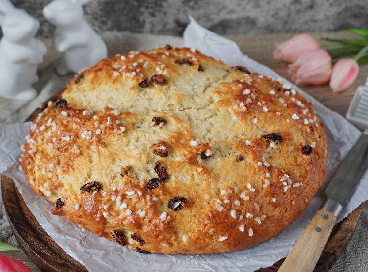 Osterbrot mit Quark