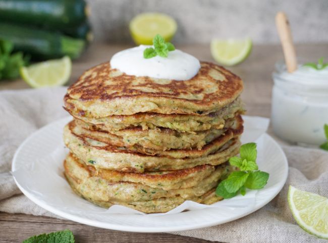 Pancakes mit Zucchini