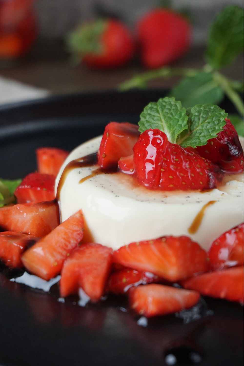 Panna Cotta mit Erdbeeren