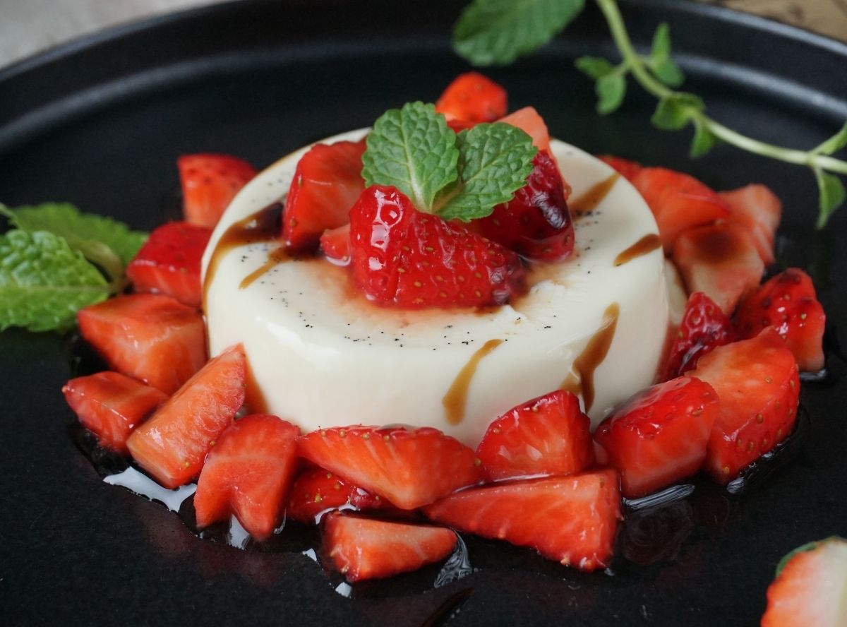 Panna Cotta mit Erdbeeren