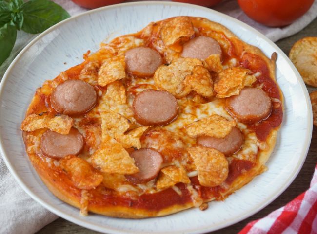 Pizza Wurstel e patatine