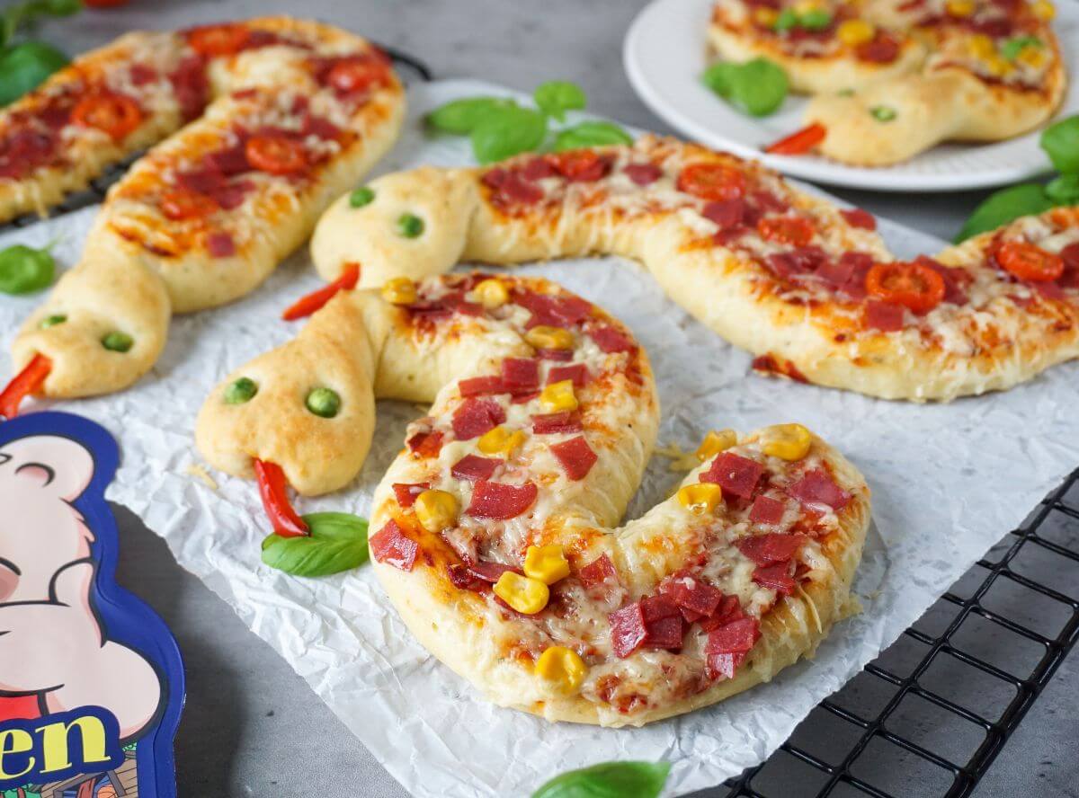 Pizzaschlangen für die Kinderparty