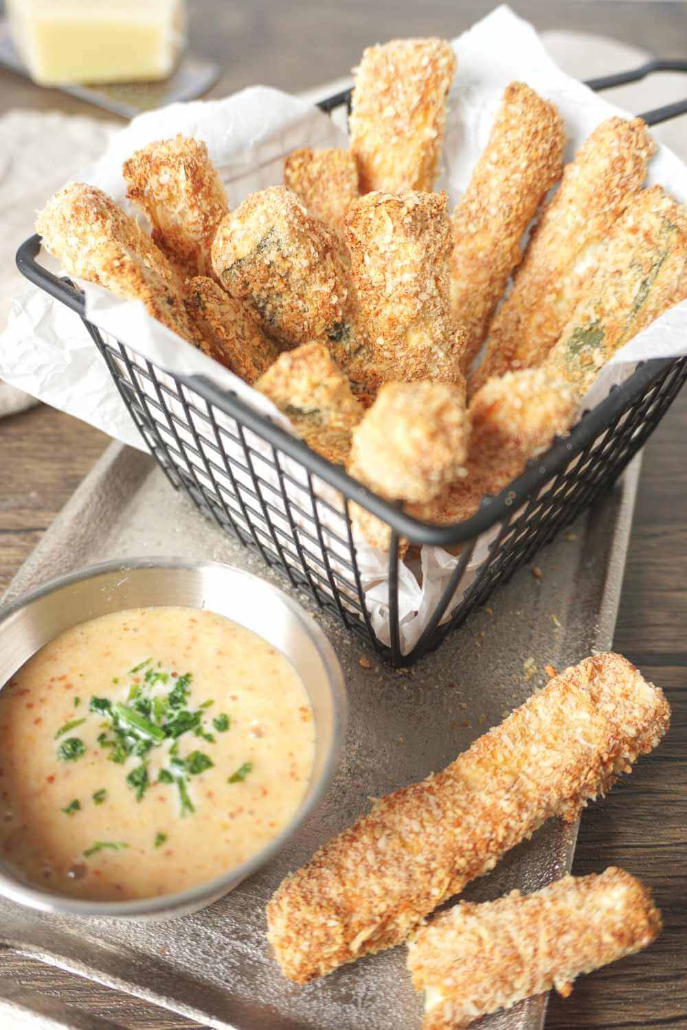 Zucchini Pommes mit Parmesan Zucchini Pommes mit Parmesan