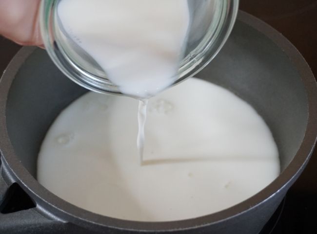 Porridge kochen mit Milch