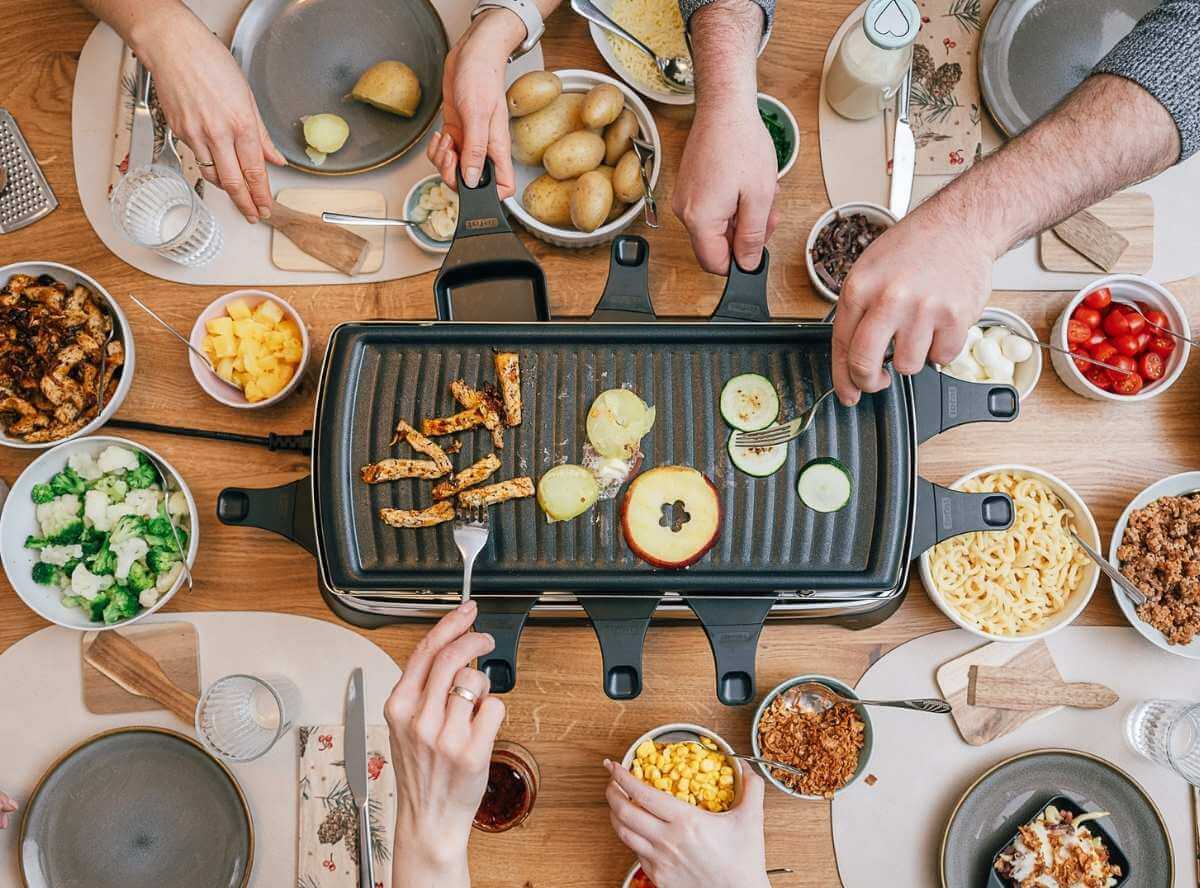 Raclette Trends 2025: Diese 12 Rezepte musst du ausprobieren!