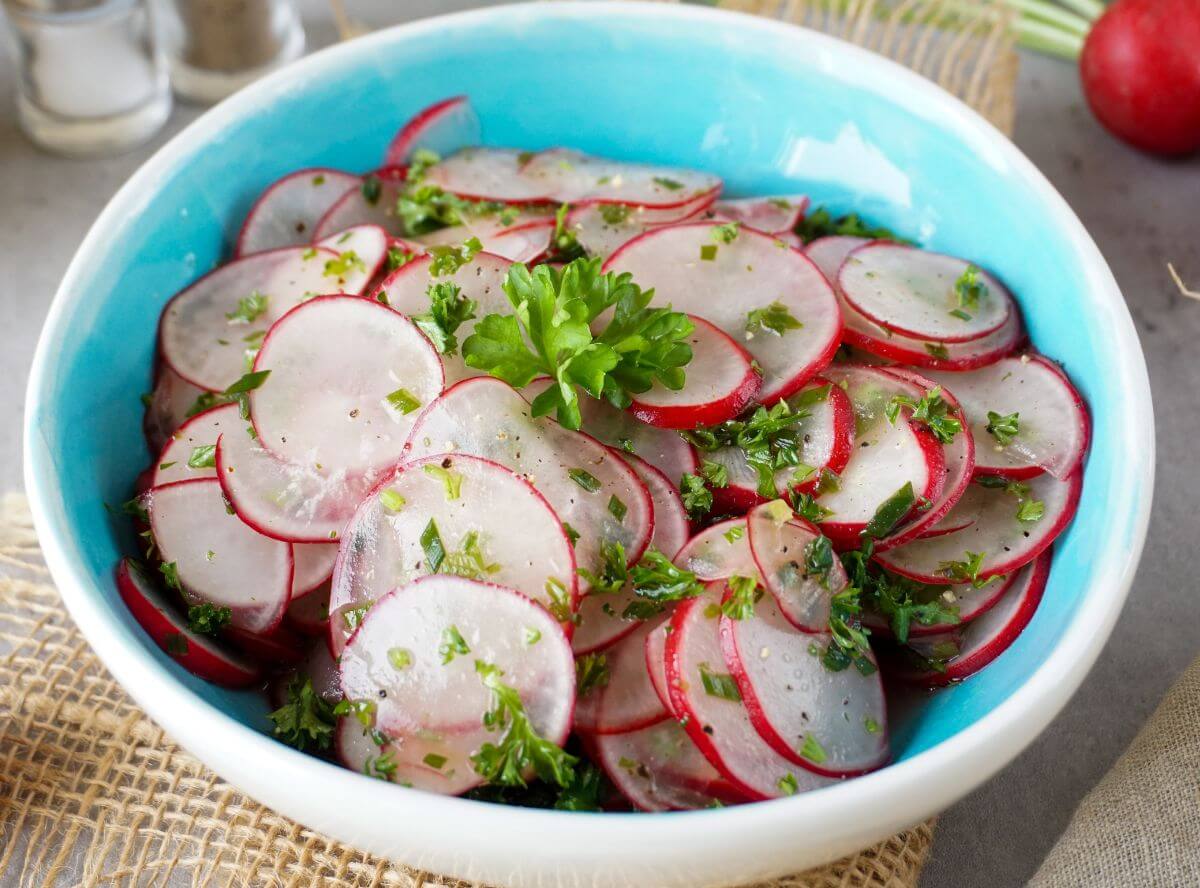 Radieschen Salat