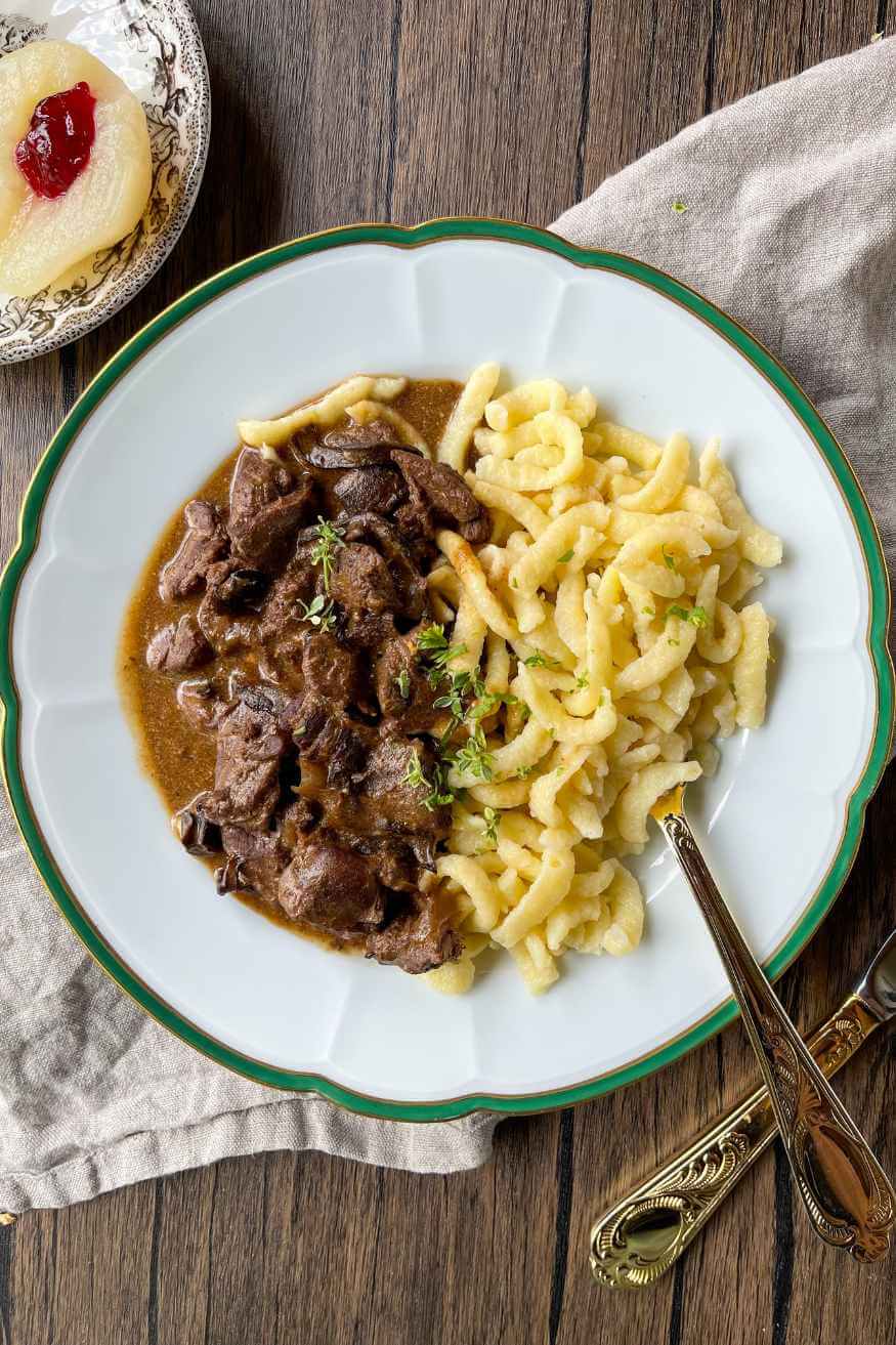 Rehragout Rezept mit Pilzen Rehragout Rezept mit Pilzen