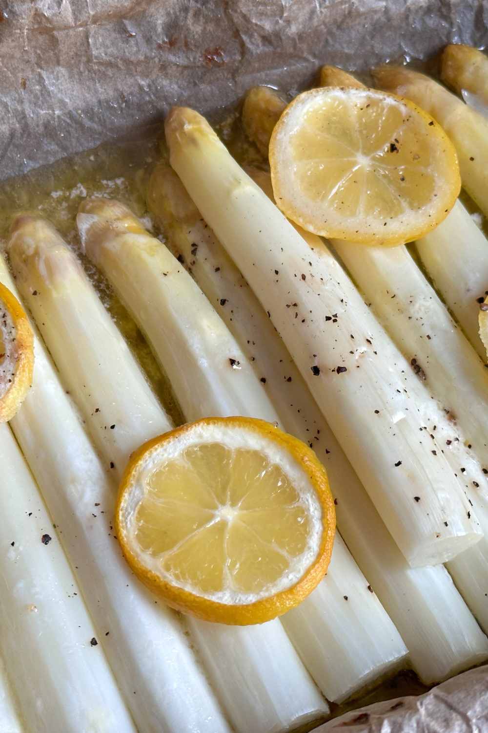 Spargel im Ofen garen Spargel im Ofen garen