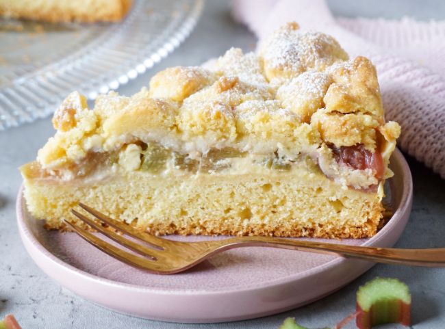 Rhabarberkuchen mit Pudding Rhabarberkuchen mit Pudding