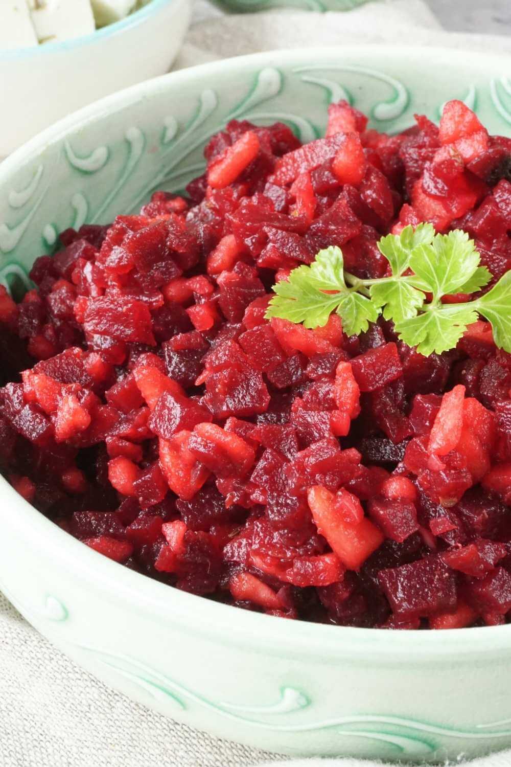 Rote Bete Salat mit Apfel nach Omas Art