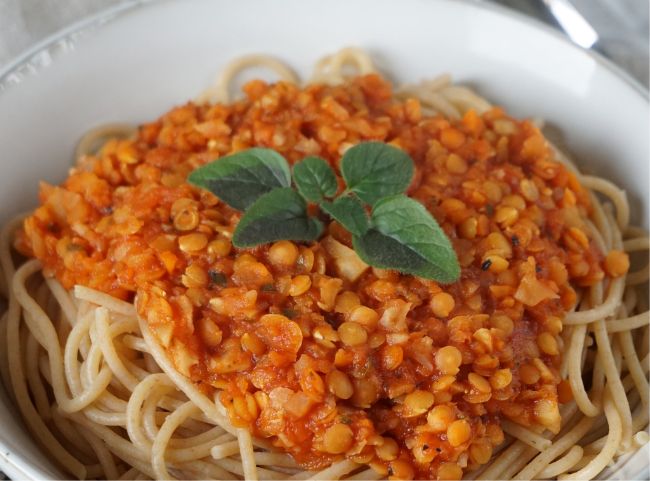 Rote Linsenbolognese Rote Linsenbolognese