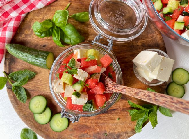 Salat mit Melone und Feta Salat mit Melone und Feta