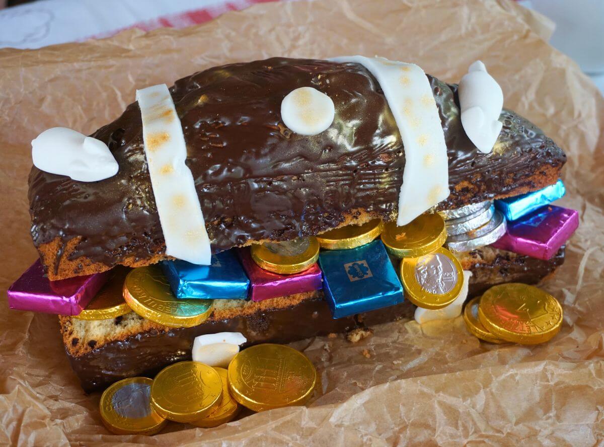 Schatztruhe-Kuchen