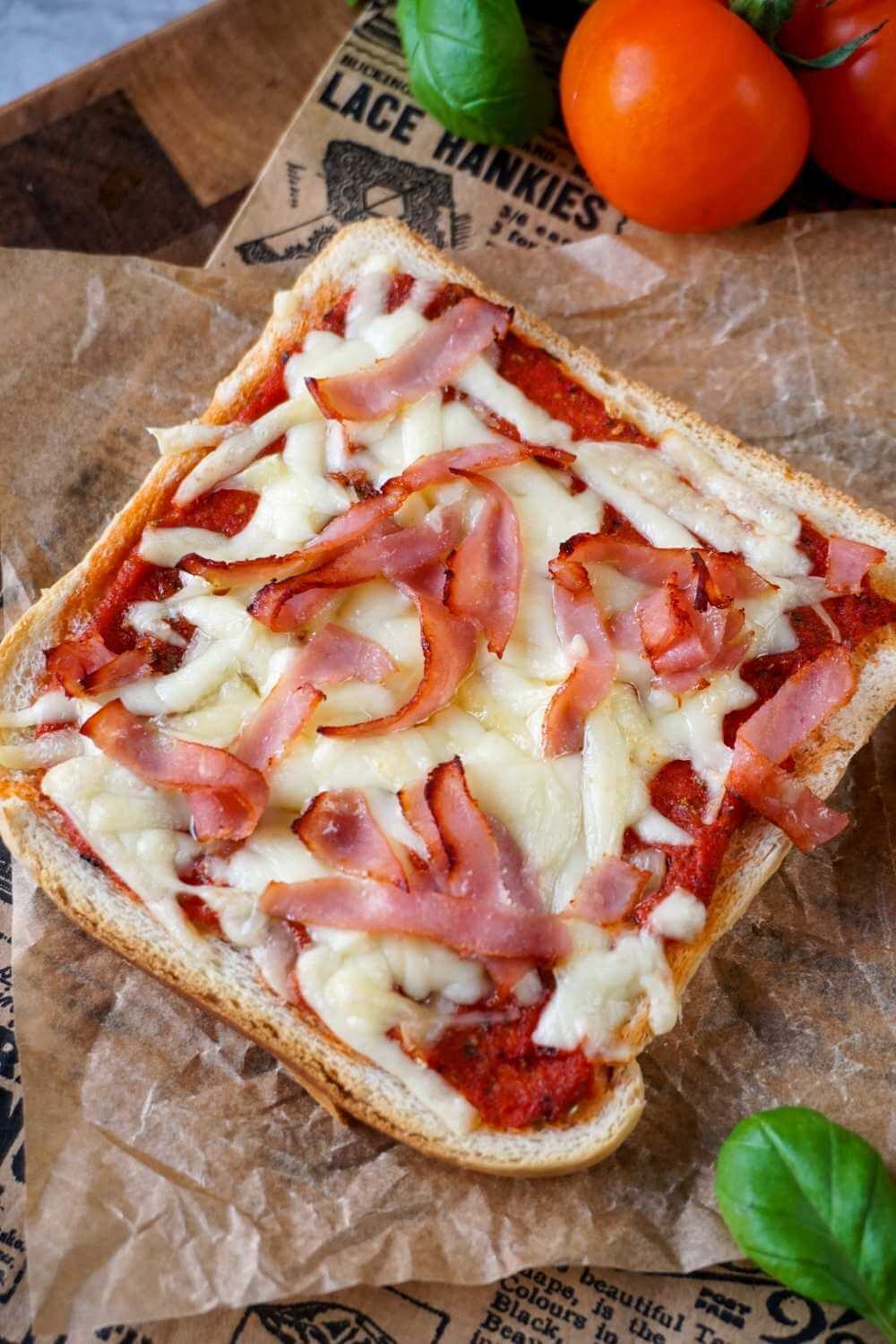 Schinken-Käse Pizza-Toast Heißluftfritteuse Schinken-Käse Pizza-Toast Heißluftfritteuse