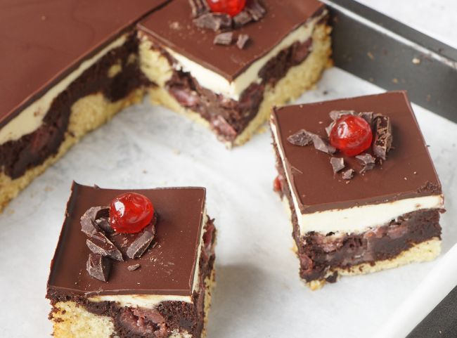 Schneewittchenkuchen vom Blech Schneewittchenkuchen vom Blech