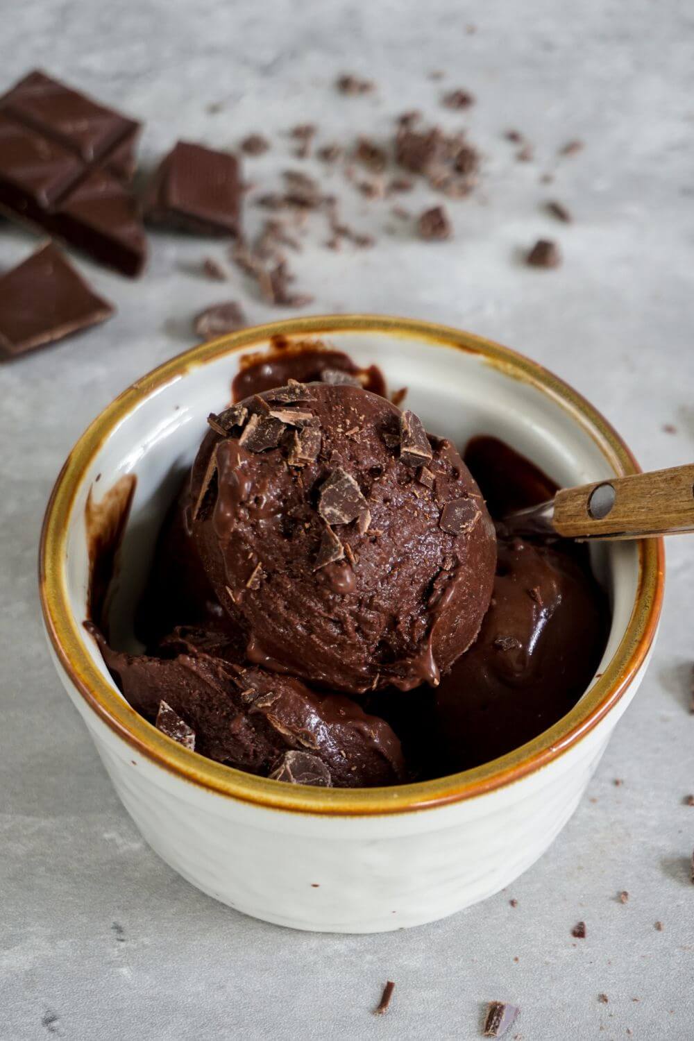 Ninja Creami Schokoladeneis mit 7 Topping-Ideen