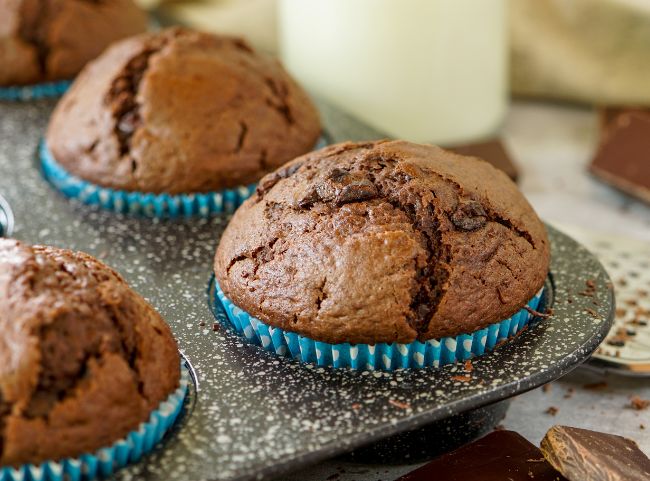 Schokomuffins mit Schokostückchen