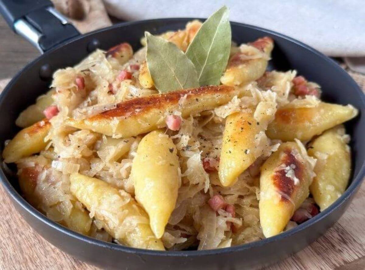 Schupfnudeln mit Sauerkraut