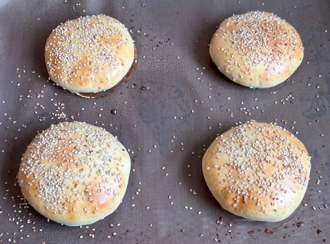 selbstgemachte Hamburger Brötchen