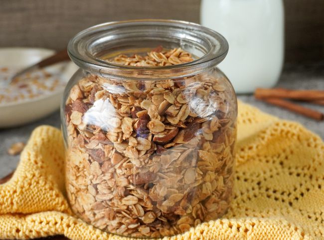 Selbstgemachtes Granola Selbstgemachtes Granola