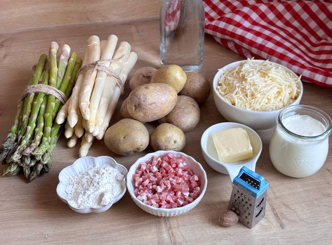 Spargelauflauf mit Schinken und Käse überbacken