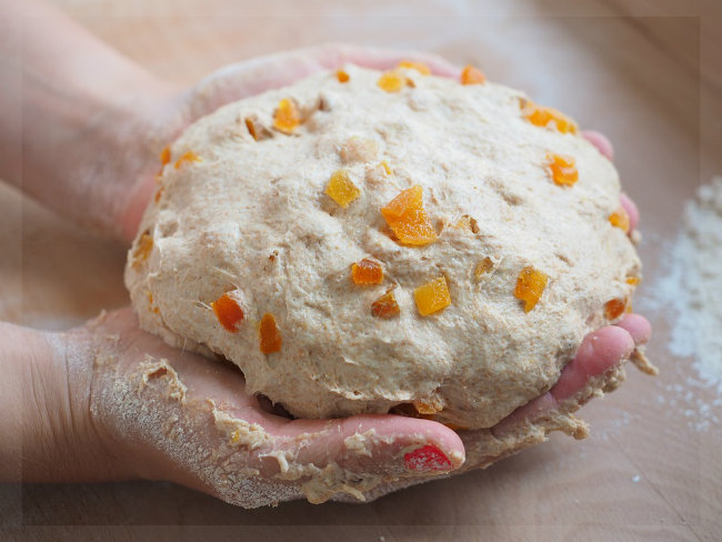 Süßer Stockbrot-Teig mit Hefe